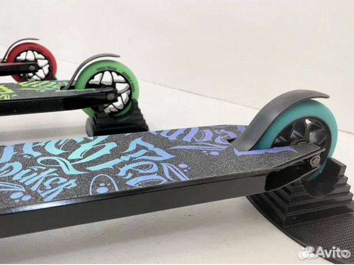 Трюковой самокат