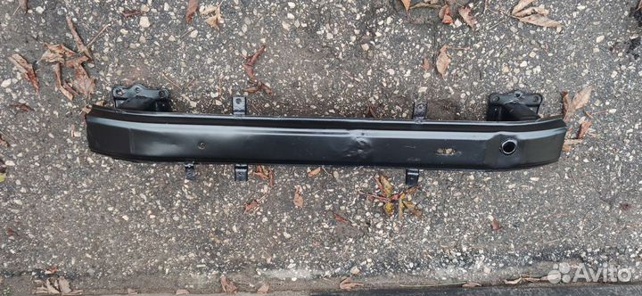 Усилитель передний KIA Sportage 3 / 865303W300