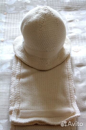 Комплект шляпка/шарф вязаные фабричные