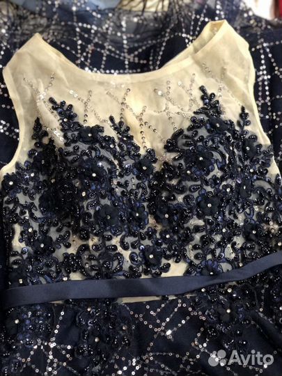 Вечернее платье