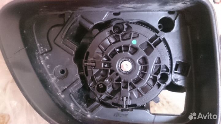 Привод в сборе наружного зеркала Kia Rio IV правый