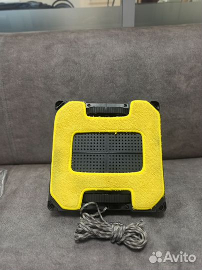 Робот мойщик окон