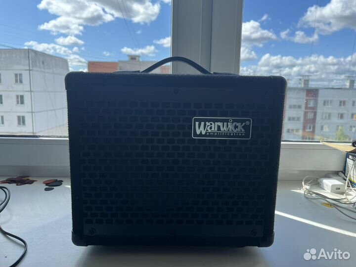 Басовый комбик Warwick bc10