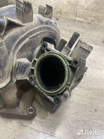 Коллектор впускной Skoda Fabia