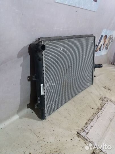 Шкода Октавиа A5 2004- Радиатор дополнител. 20542