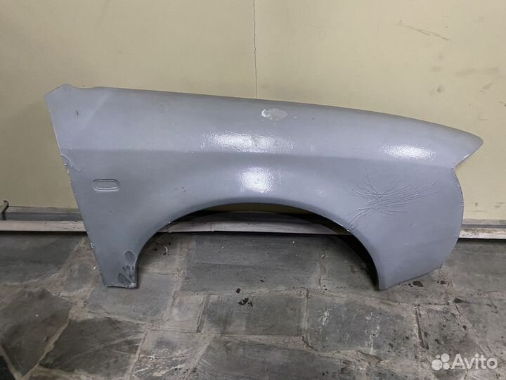 Крыло переднее правое пластик Audi a6c5 97-2001г