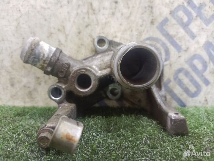 Фланец системы охлаждения Ford Fusion хэтчбек 1.6