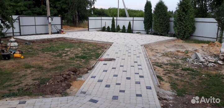 Тротуарная плитка и бордюры