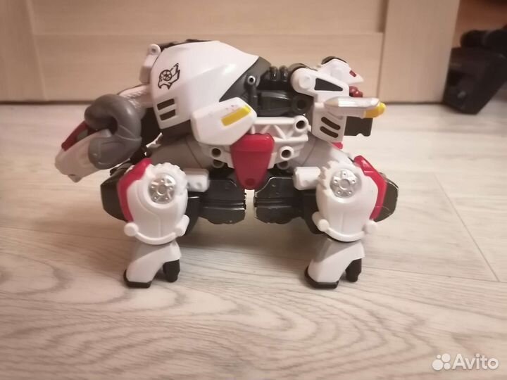 Игрушка робот. Металионы