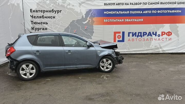 Обшивка стойки передней левой Kia Ceed (ED) 858101