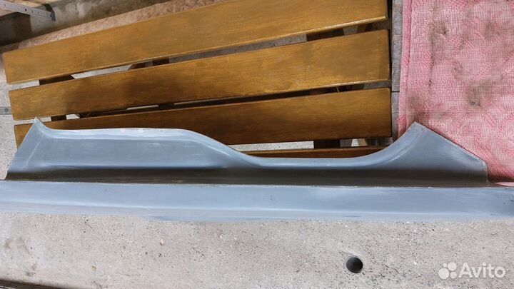 Стеклопластиковое крыло ваз 2105