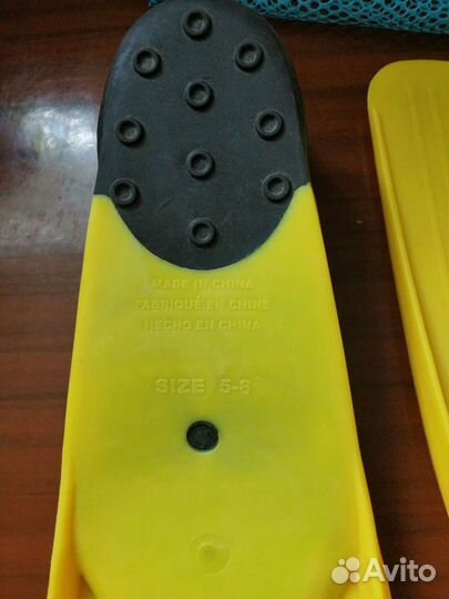 Ласты и маска с трубкоой