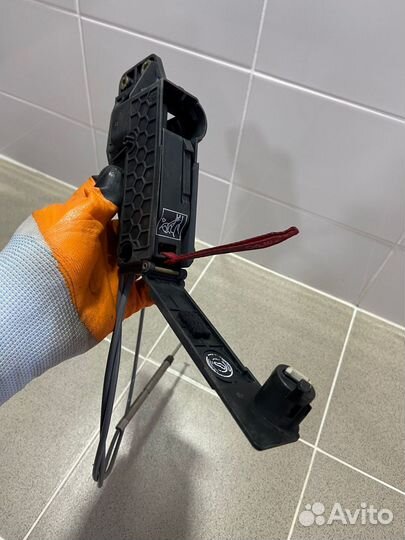 Трос кулисы кпп BMW 760LI 2004 г