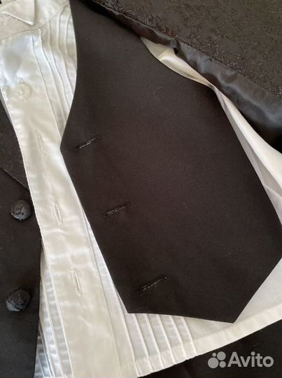 Костюм на мальчика 1-1,5 года