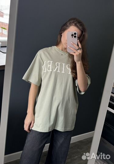 Новая женская футболка