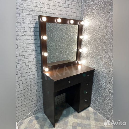 Туалетный столик Венге