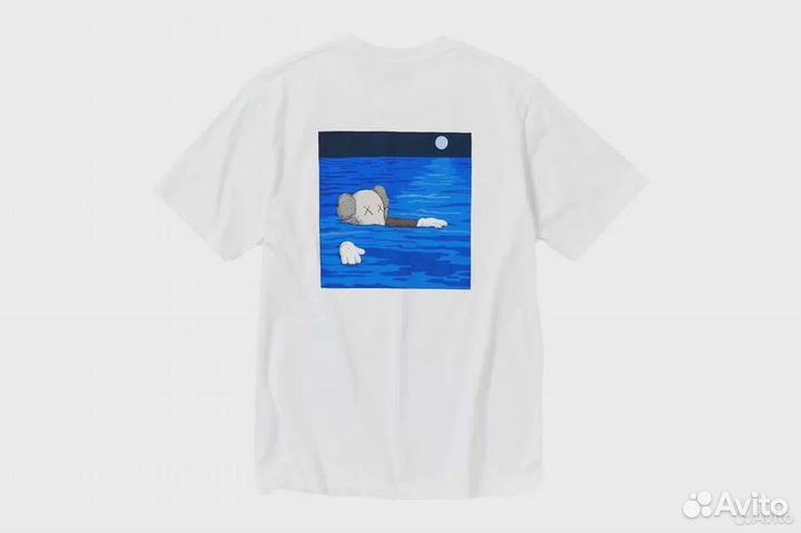 Kaws x Uniqlo В наличии
