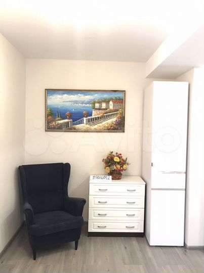 2-к. квартира, 55 м², 1/9 эт.