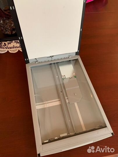 Сканер Canon lide 90