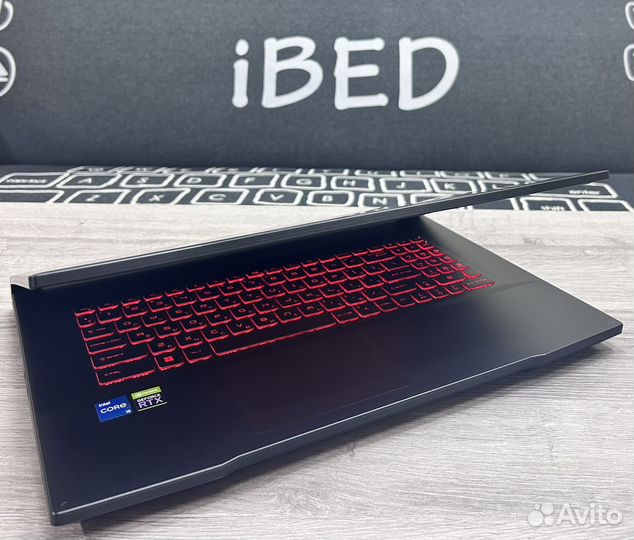 Игровой ноутбук MSI Katana 17.3 RTX 3050 / 144Hz
