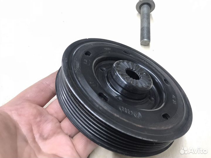 Шкив коленвала 06H105243M Tiguan 2