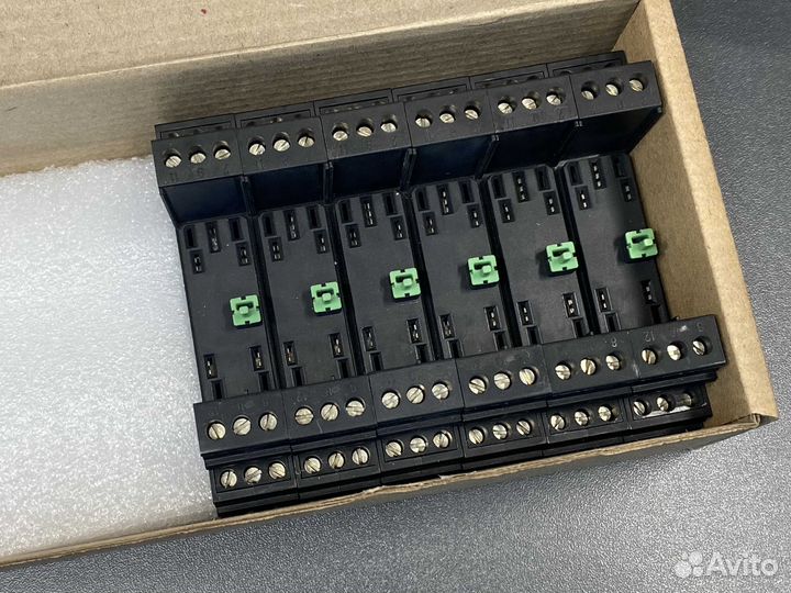 Phoenix contact 2839224 PT 2X2+F-BE новый, 6 шт