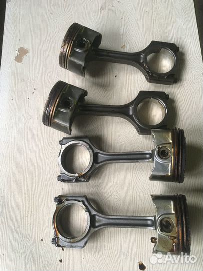 Поршень с шатуном Chery Tiggo 1.6л (ориг)