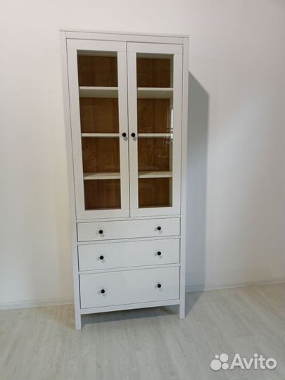 Витрина сканди 3 ящика