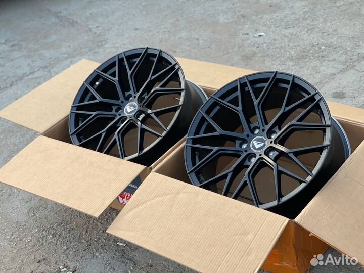 Диски Vorsteiner R18 5x112 Audi BMW WW Skoda черны