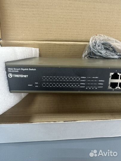 Коммутатор trendnet TEG-424WS 24 порта