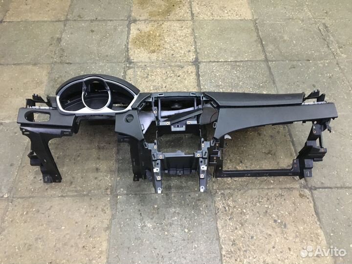 Торпедо Cadillac SRX II 09-16