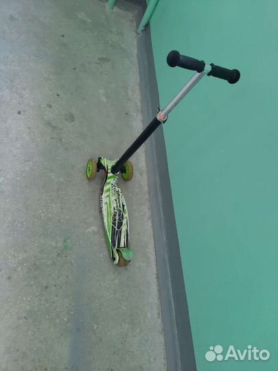 Детский велосипед с ручкой бу