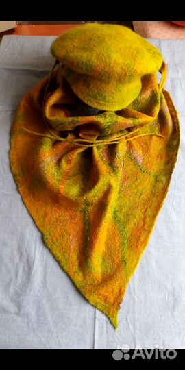 Берет и бактус, валяные из натуральной шерсти