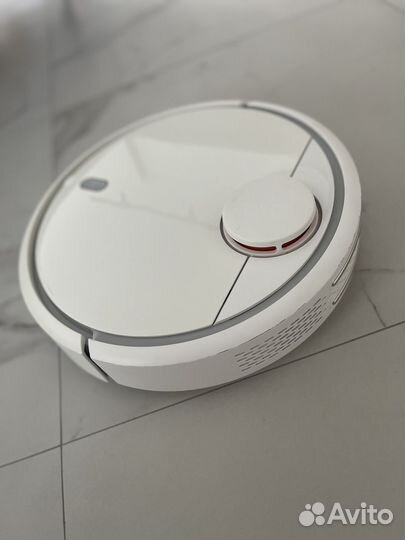 Xiaomi Робот-пылесос Mi Robot Vacuum Cleaner