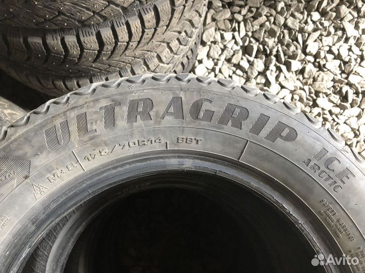 Goodyear Ultragrip Ice Arctic 175/70 R14