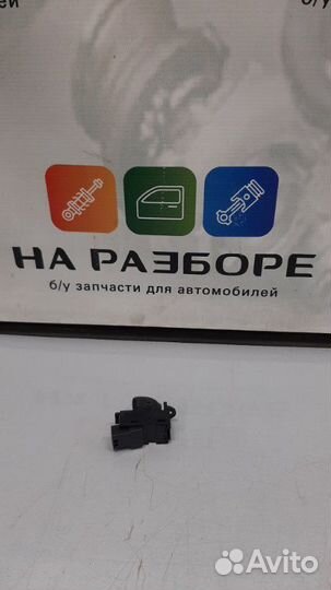 Блок управления стеклами (кнопка ) задний правый