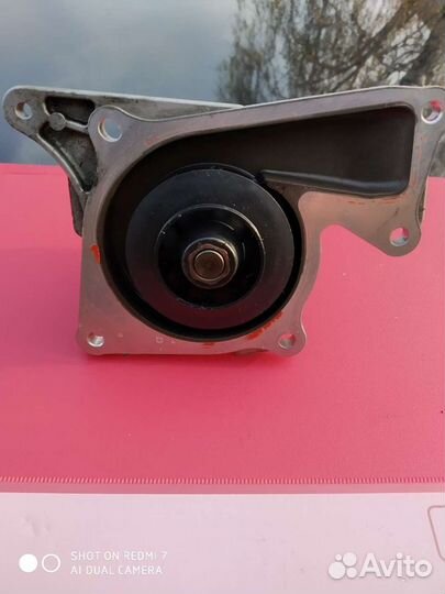 Водяной насос (помпа)