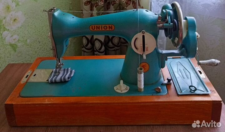 Швейная машинка ручная