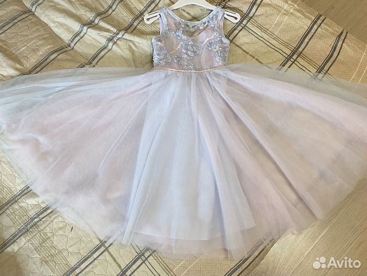 Нарядное платье для девочки 104