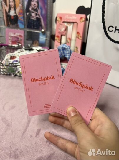 2 карты с Розе из Blackpink
