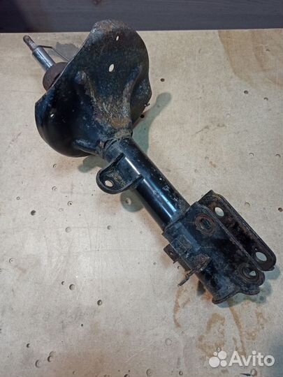 Амортизатор подвески Hyundai tucson задний левый