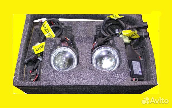 Комплект биксенон фонарей Н4 5000К IL Trade