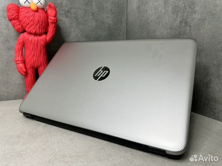 Игровой HP A8 Radeon R5 M330 RAM 8gb SSD 256gb