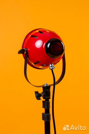 Постоянный галогеновый свет