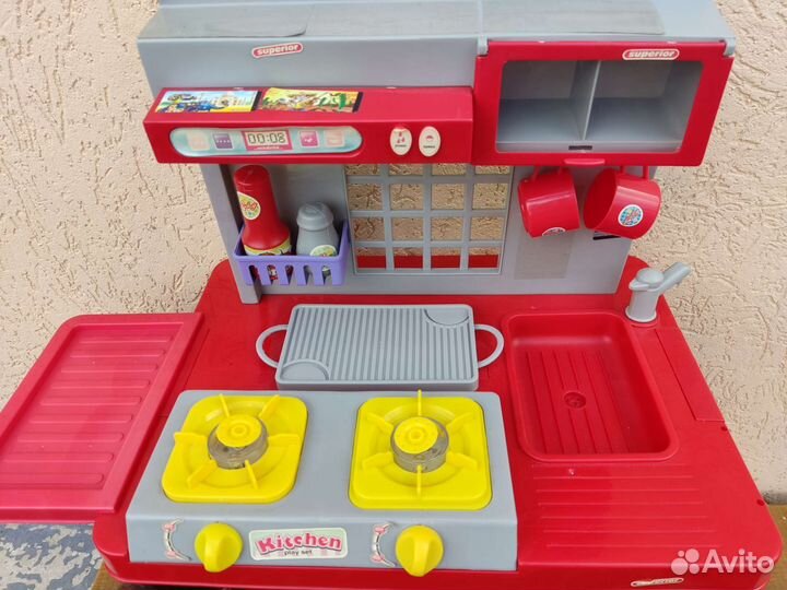 Детская кухня с духовкой б/у + бонус Кукла Disney