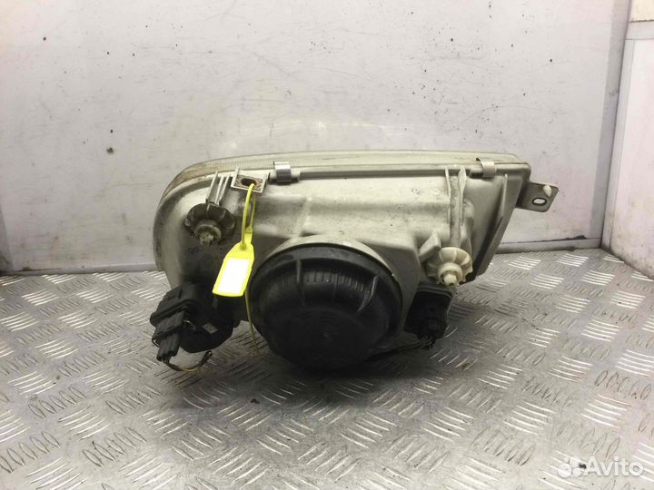 Фара левая Volkswagen Golf Aaz