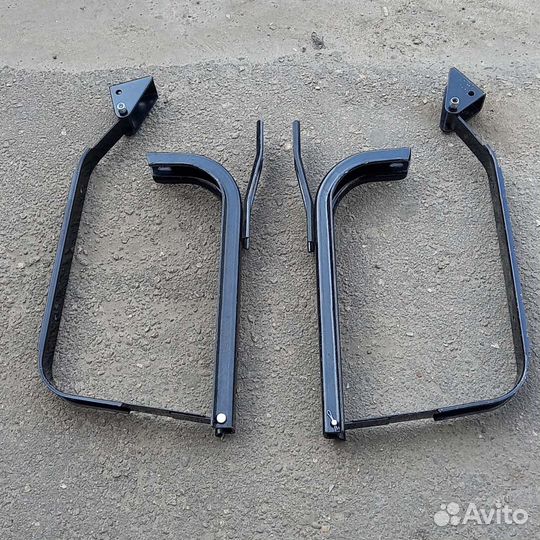 Кронштейн бака газель