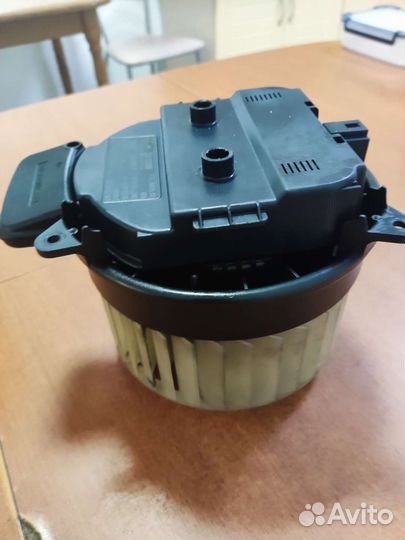 Вентилятор отопителя 4H1820021B A6. A7. A8