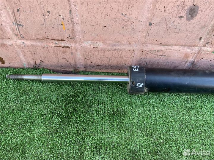 Амортизатор задний BMW E92/E93 3-serie 2006-2012