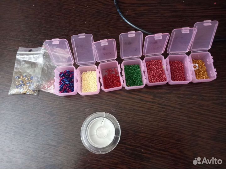 Бисер и леска